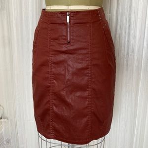Elora pencil skirt